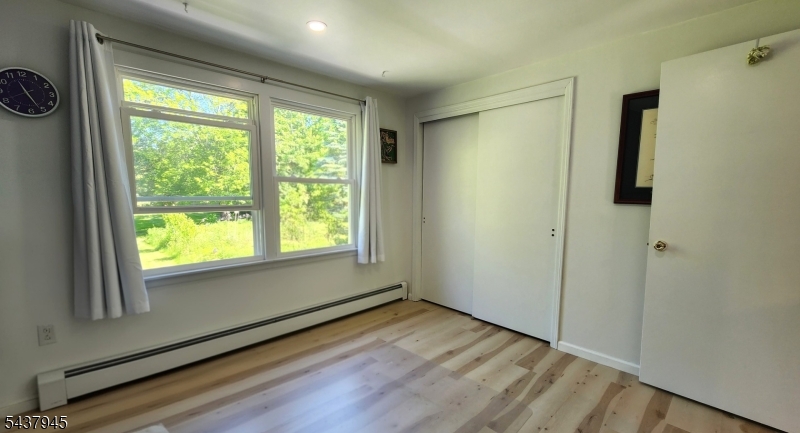 18 Roslyn Road Branchville, NJ 07826 - Photo 35 of 45