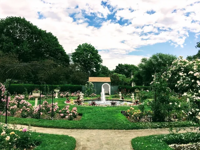 $2,050 | 51 Park Drive, Unit 12A, Boston, MA 02215