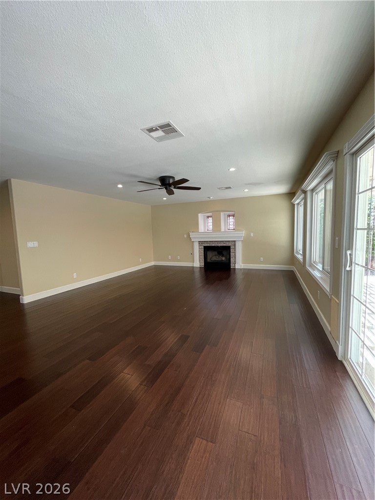 271 Pointe Ranier Avenue Henderson, NV 89012 - Photo 9 of 57