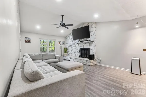 $360,000 | 20133 Floral Lane, Cornelius, NC 28031