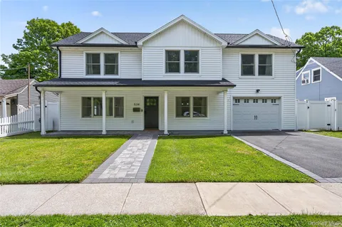 $1,100,000 | 534 Riverside Avenue, Massapequa, NY 11758