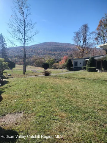 a view of a outdoor space