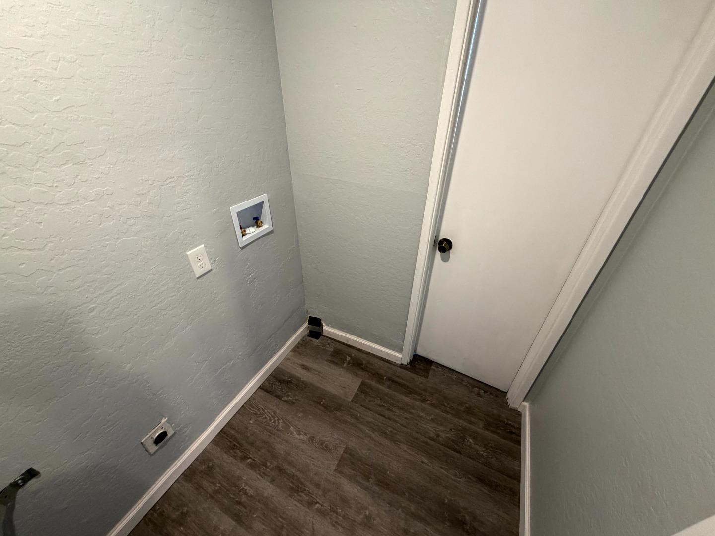 890 Rider Avenue, Unit E Salinas, CA 93905 - Photo 16 of 18