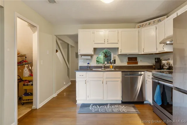 $299,999 | 1135 Pinewood Drive, Lanesville, IN 47136