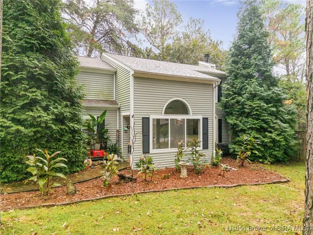 $299,999 | 1135 Pinewood Drive, Lanesville, IN 47136