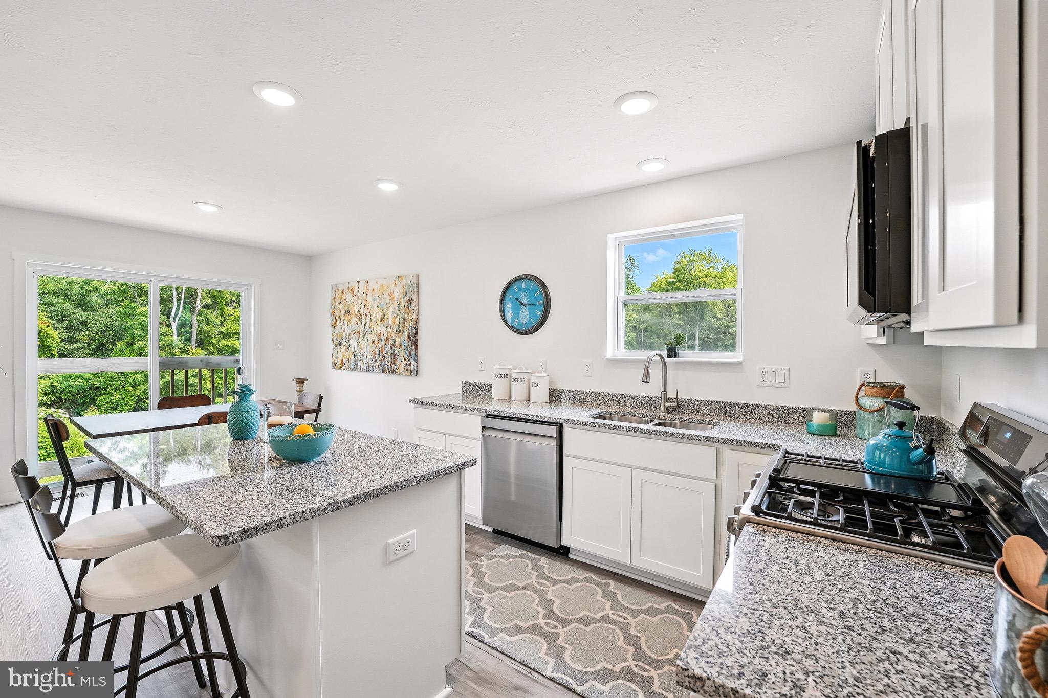 12 Monroe Avenue Ranson, WV 25438 - Photo 19 of 36