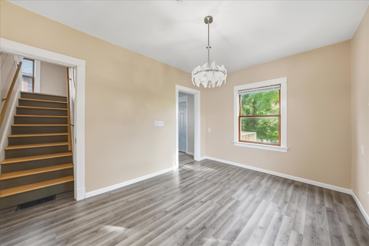 16 Ivy Street Joliet, IL 60436 - Photo 5 of 17