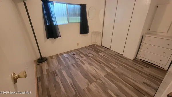 a view of walk in closet