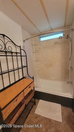 a picture of a bathroom