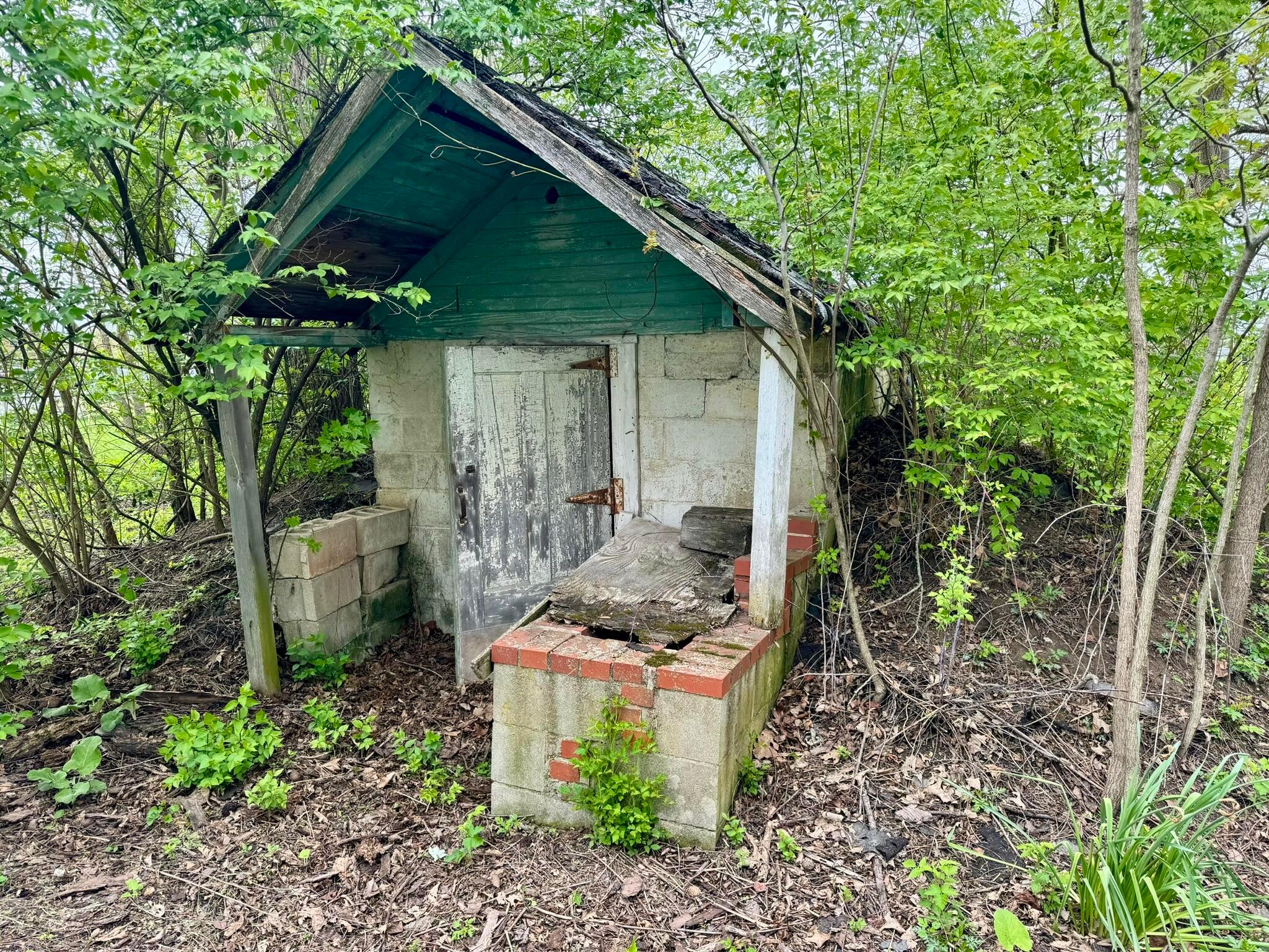 2190 Rosedale Road Irwin, OH 43029 - Photo 32 of 42 Pump house