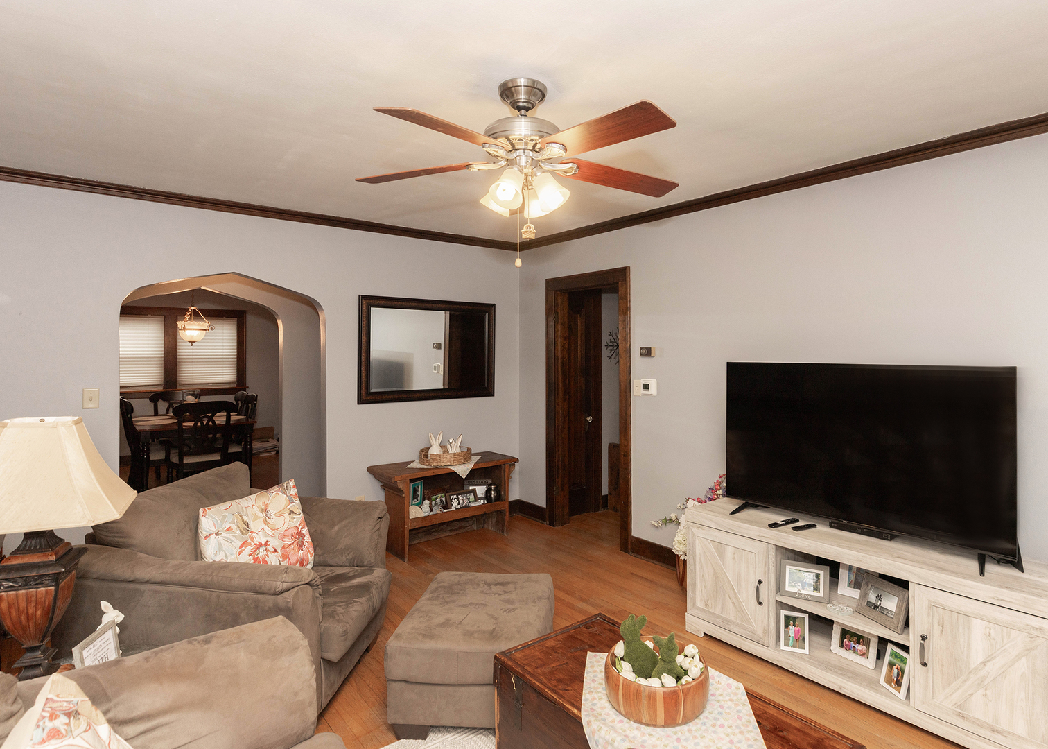 1125 17th Avenue Moline, IL 61265 - Photo 11 of 33 a living room with furniture and a flat screen tv