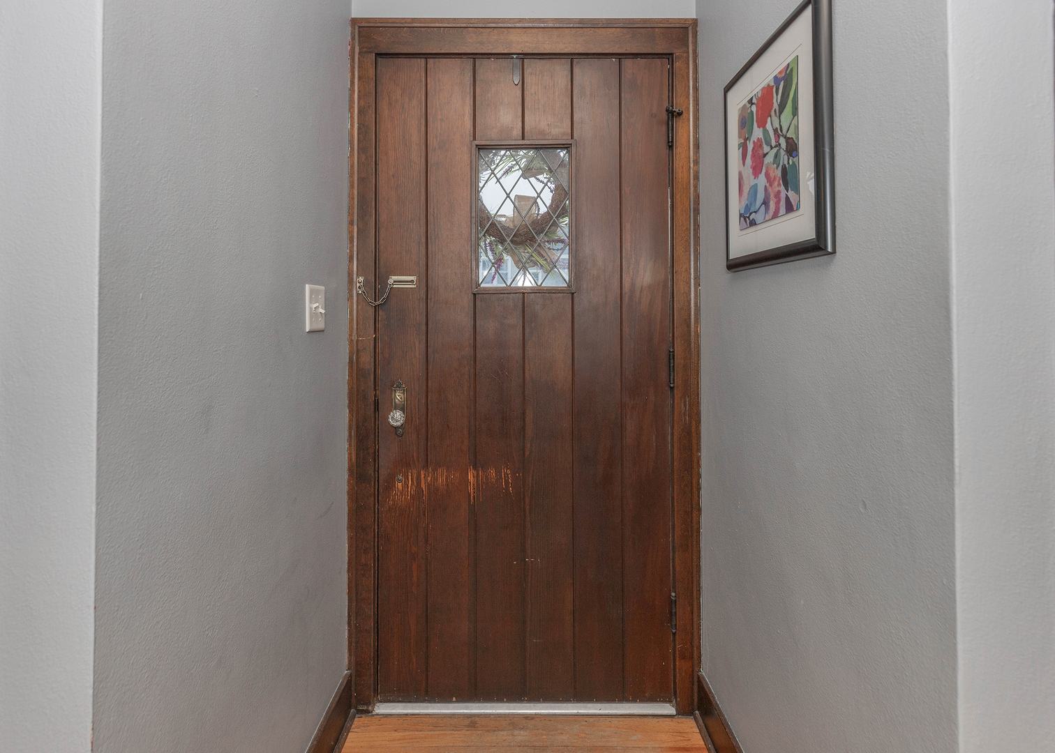 1125 17th Avenue Moline, IL 61265 - Photo 5 of 33 a view of an entryway with wooden floor