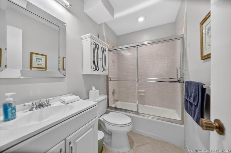 5323 Southeast Miles Grant Road, Unit 101 Stuart, FL 34997 - Photo 16 of 24 GUEST BATH