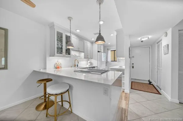 $209,000 | 5323 Southeast Miles Grant Road, Unit 101, Stuart, FL 34997