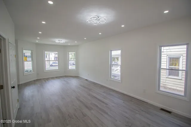 $425,000 | 239 Mc Clellan Street, Schenectady, NY 12304