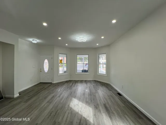 $425,000 | 239 Mc Clellan Street, Schenectady, NY 12304