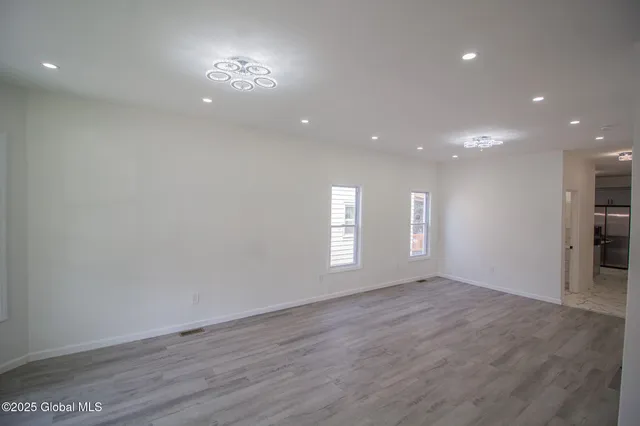 $425,000 | 239 Mc Clellan Street, Schenectady, NY 12304