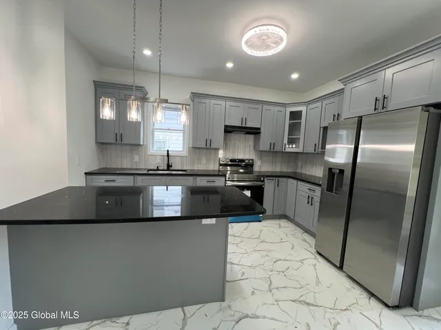 $425,000 | 239 Mc Clellan Street, Schenectady, NY 12304