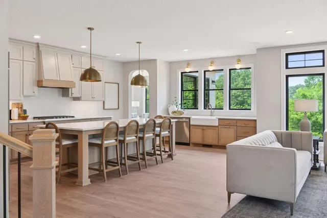 $1,121,865 | 3634 Knightsbridge Trail Lake North, Lake Elmo, MN 55042