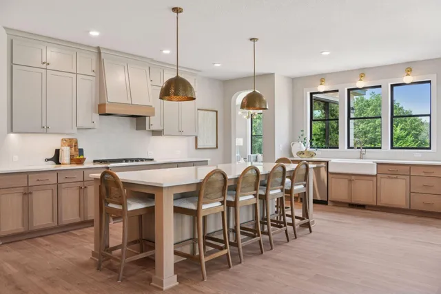 $1,121,865 | 3634 Knightsbridge Trail Lake North, Lake Elmo, MN 55042