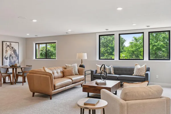 $1,121,865 | 3634 Knightsbridge Trail Lake North, Lake Elmo, MN 55042