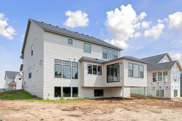 $1,121,865 | 3634 Knightsbridge Trail Lake North, Lake Elmo, MN 55042