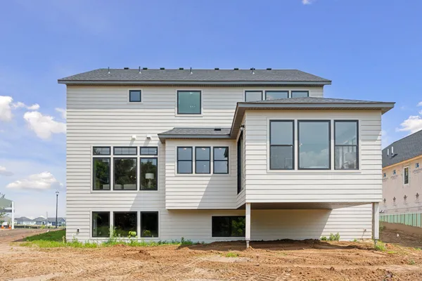 $1,121,865 | 3634 Knightsbridge Trail Lake North, Lake Elmo, MN 55042