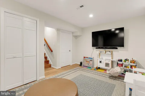 $839,000 | 2507 Campbell Place, Kensington, MD 20895