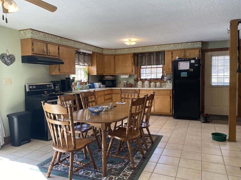 283 Martindale Road Bernardston, MA 01337 - Photo 5 of 33 Gallery Image 5