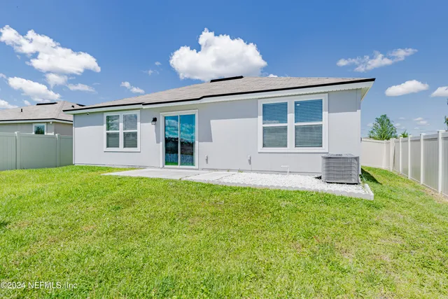 a view of yard and entertaining space