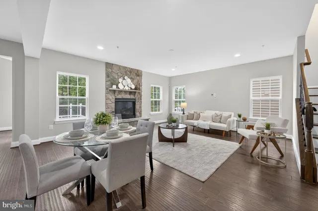 $930,000 | 14521 Bentley Park Drive, Burtonsville, MD 20866