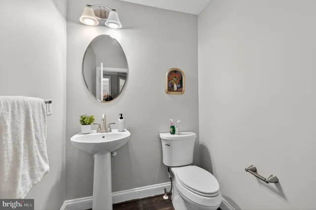 $930,000 | 14521 Bentley Park Drive, Burtonsville, MD 20866