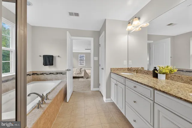 $930,000 | 14521 Bentley Park Drive, Burtonsville, MD 20866