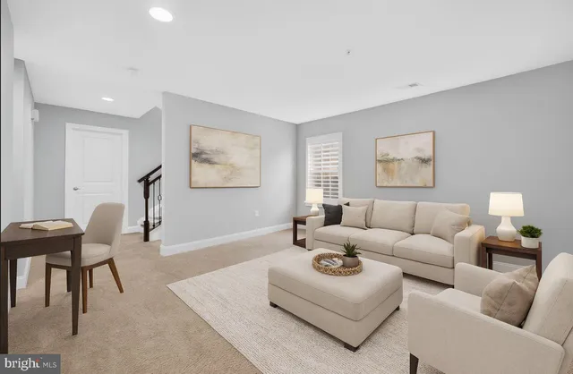 $930,000 | 14521 Bentley Park Drive, Burtonsville, MD 20866