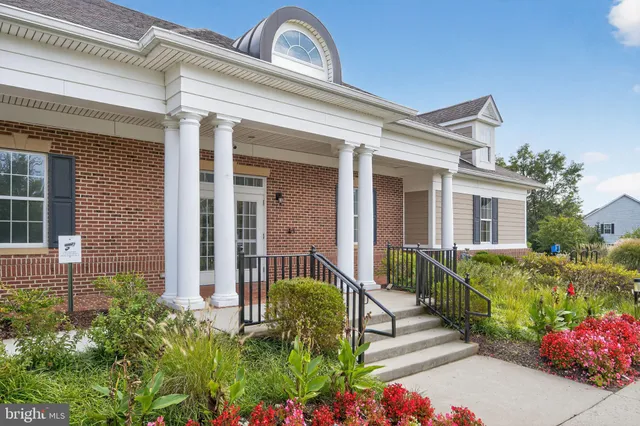 $930,000 | 14521 Bentley Park Drive, Burtonsville, MD 20866