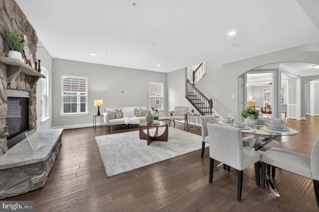 $930,000 | 14521 Bentley Park Drive, Burtonsville, MD 20866