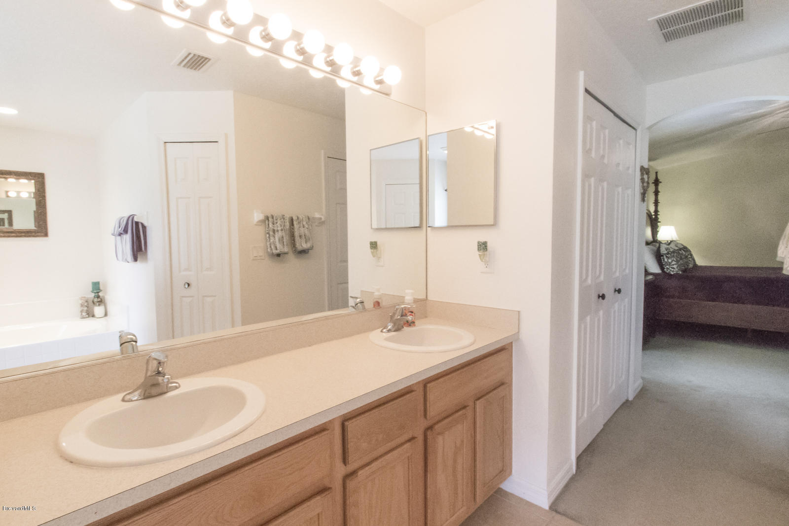 1242 Ragen Road Southeast Palm Bay, FL 32909 - Photo 12 of 20 IMG_8244