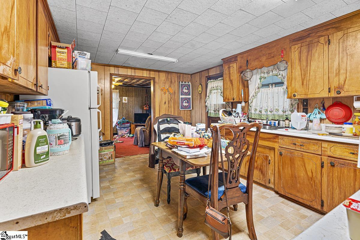 152 Maddox Bridge Road Ware Shoals, SC 29692 - Photo 8 of 13