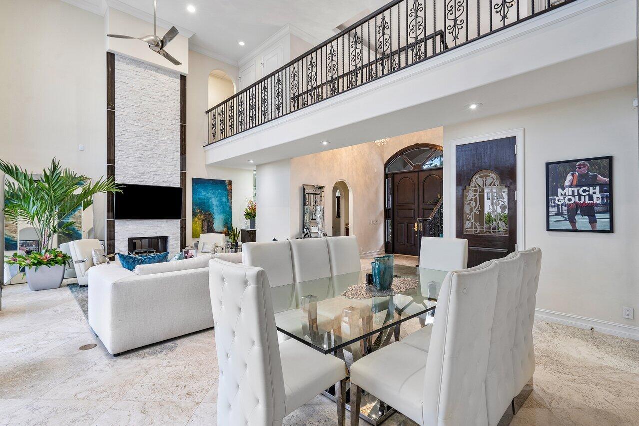 571 Golden Harbour Drive Boca Raton, FL 33432 - Photo 8 of 49 008-571GoldenHarbourDrive-BocaRaton-FL-3