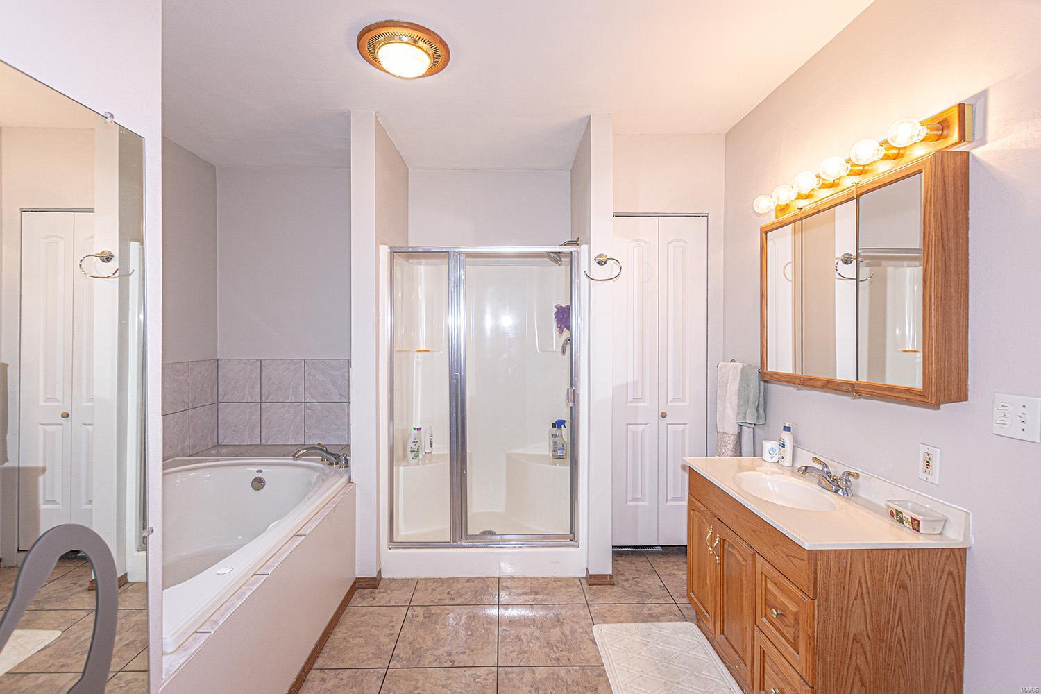 2320 Llewellyn Road Belleville, IL 62223 - Photo 23 of 27 Gallery Image 23