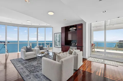 $7,280,000 | Lauderdale-by-the-Sea, Lauderdale-by-the-Sea, FL 33062