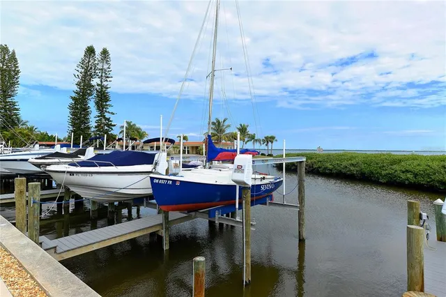 $6,500 | 4780 Gulf Of Mexico Drive, Longboat Key, FL 34228