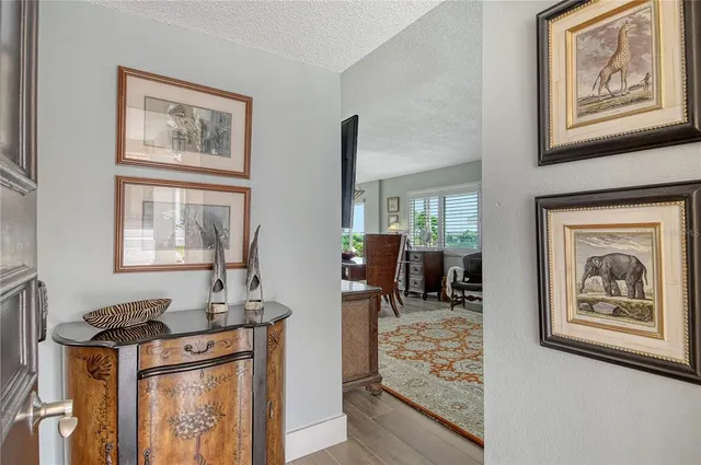 $6,500 | 4780 Gulf Of Mexico Drive, Longboat Key, FL 34228