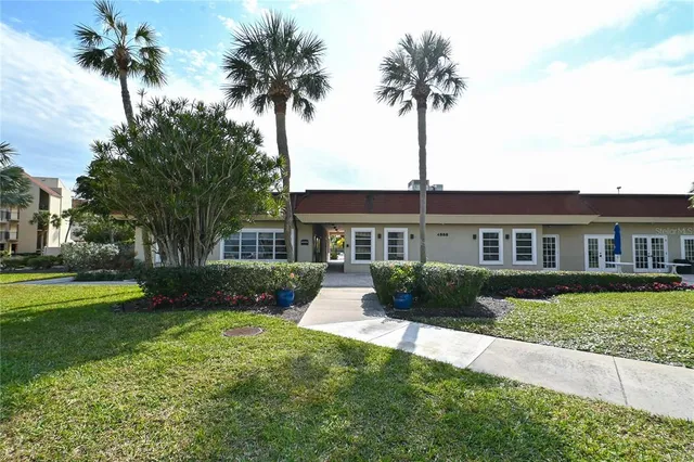 $6,500 | 4780 Gulf Of Mexico Drive, Longboat Key, FL 34228