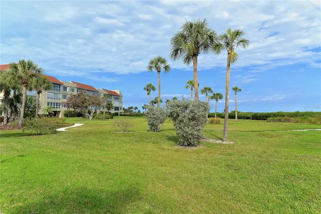 $6,500 | 4780 Gulf Of Mexico Drive, Longboat Key, FL 34228
