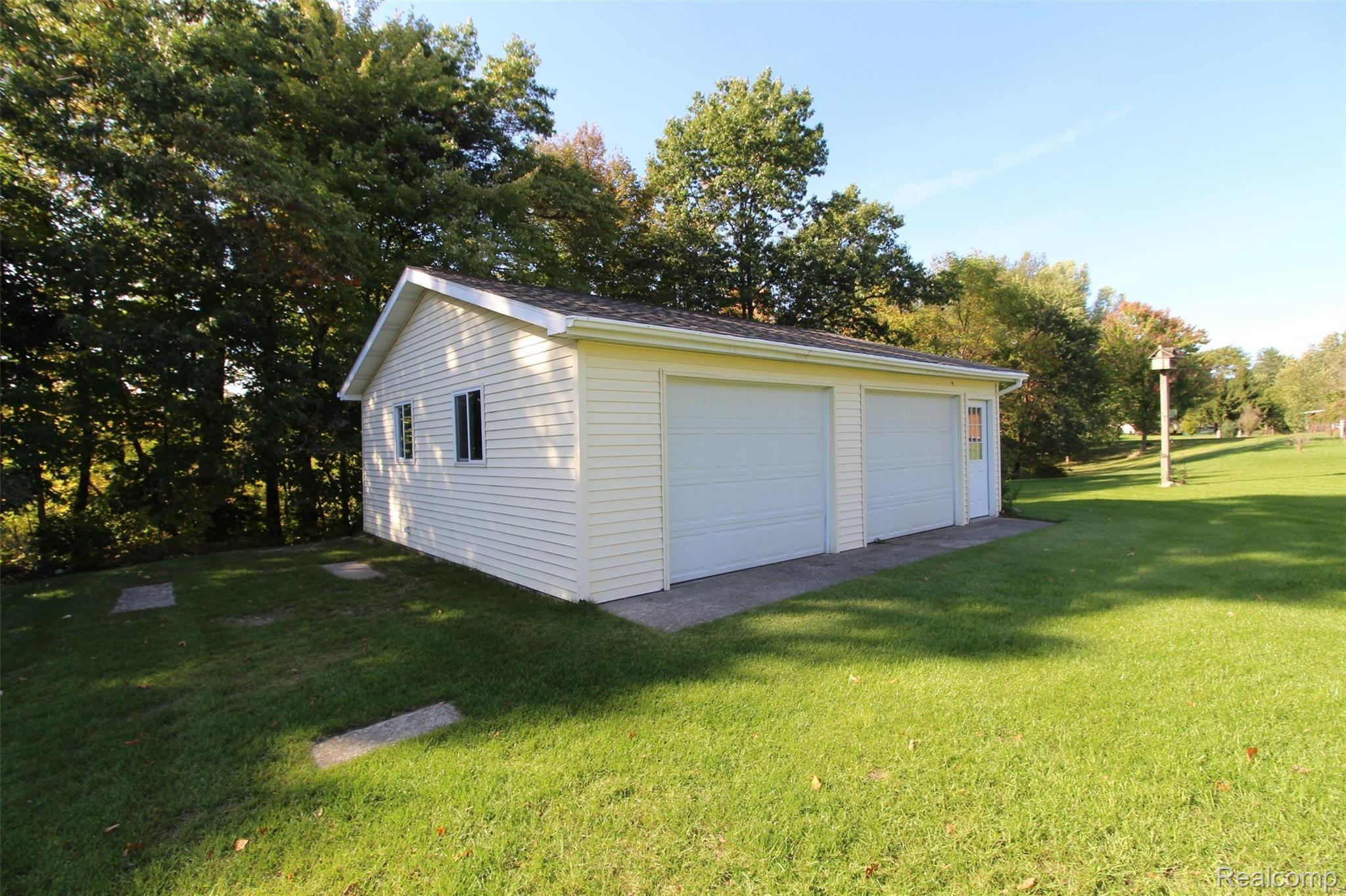 2565 Fish Lake Road Lapeer, MI 48446 - Photo 44 of 54 IMG_6049.JPG