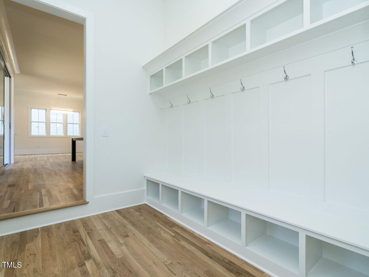 301 Shepherd Street Raleigh, NC 27607 - Photo 21 of 37 a view of an empty room