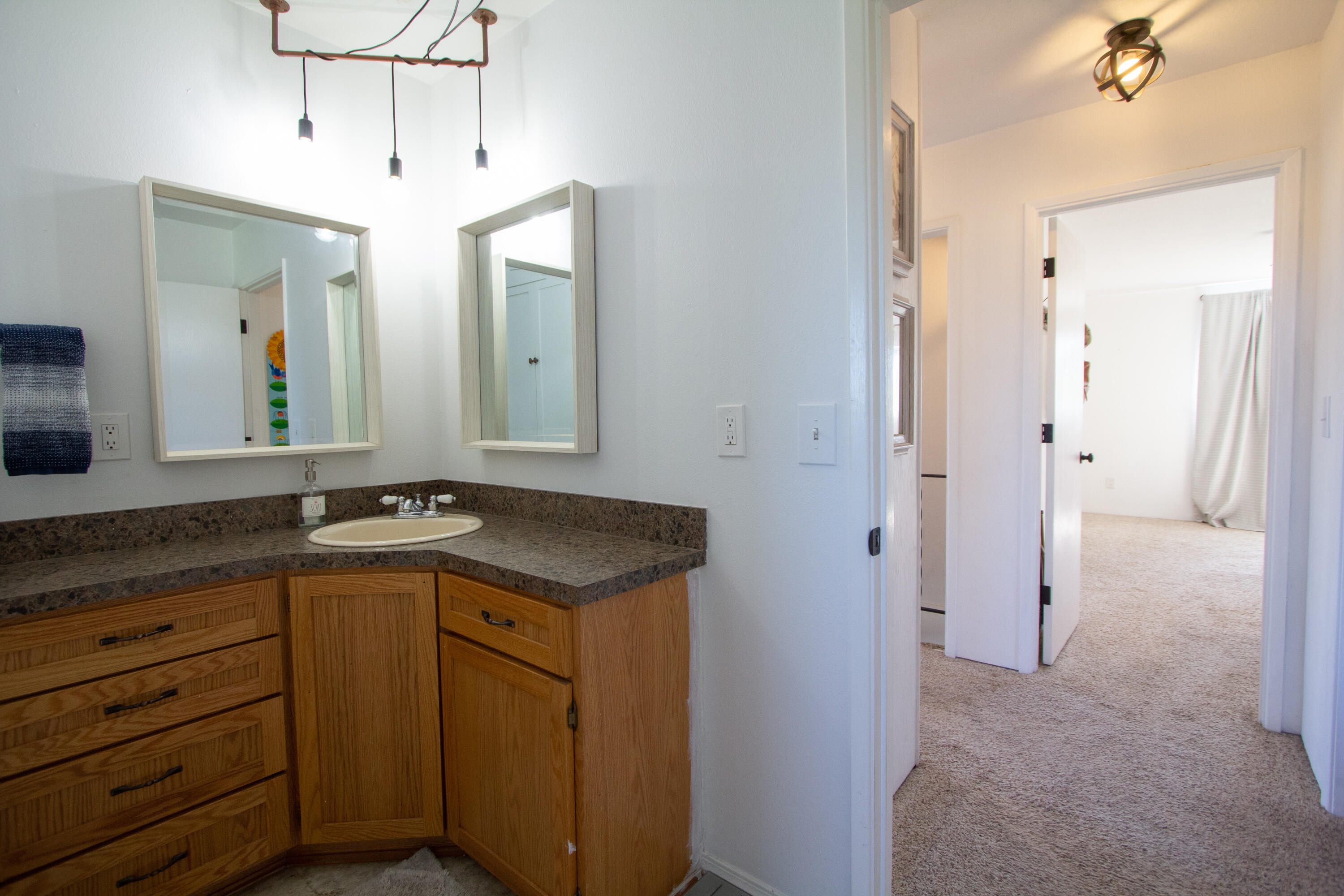 2500 Frontage Road Klamath Falls, OR 97601 - Photo 46 of 98 51