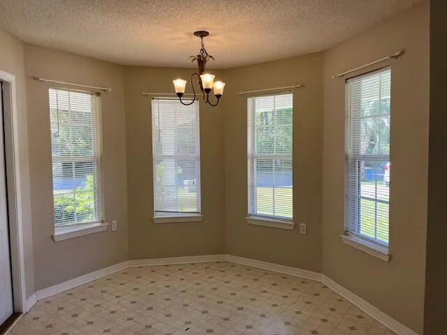 $1,800 | 2052 Shadow Lake Drive, Gulf Breeze, FL 32563