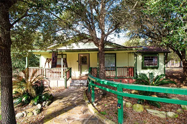 $350,000 | 208 Gardenia Street, Onalaska, TX 77360